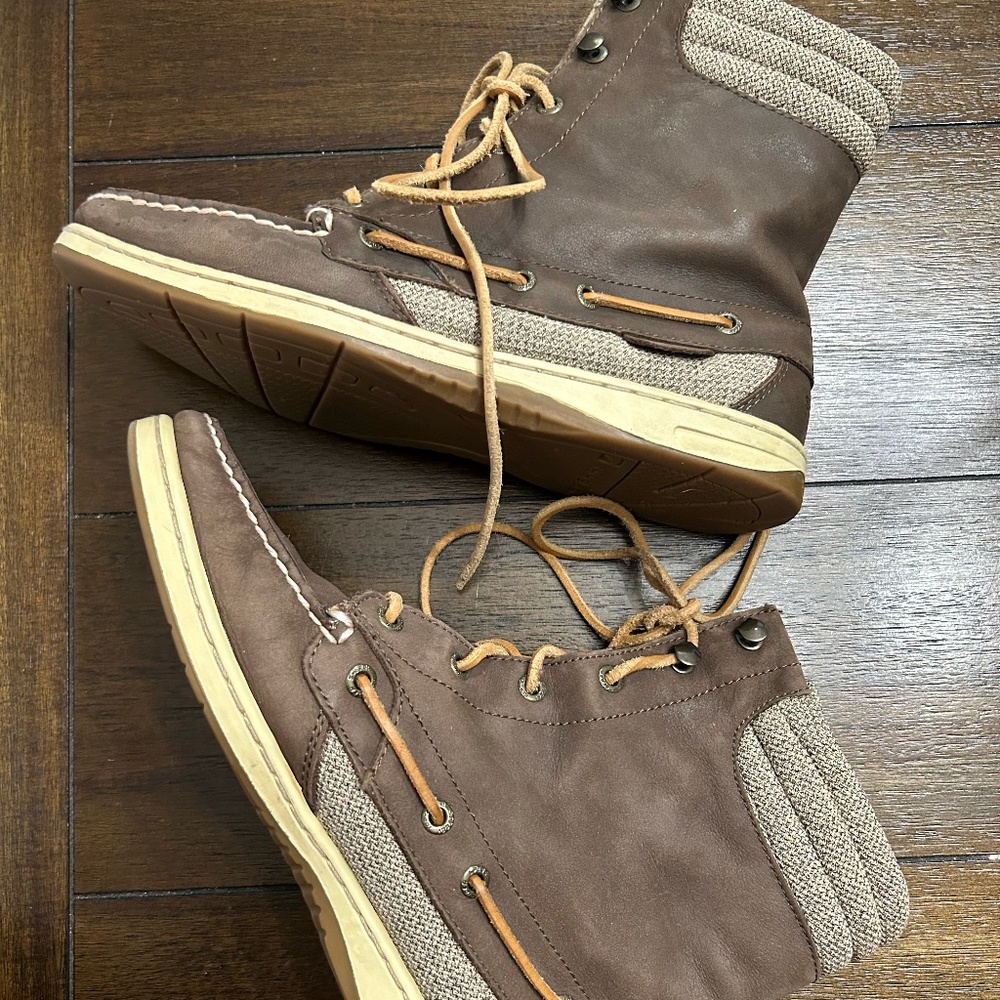 MENS SPERRY TOP SIDER BOOTS 9M GREAT CONDITION UNISEX